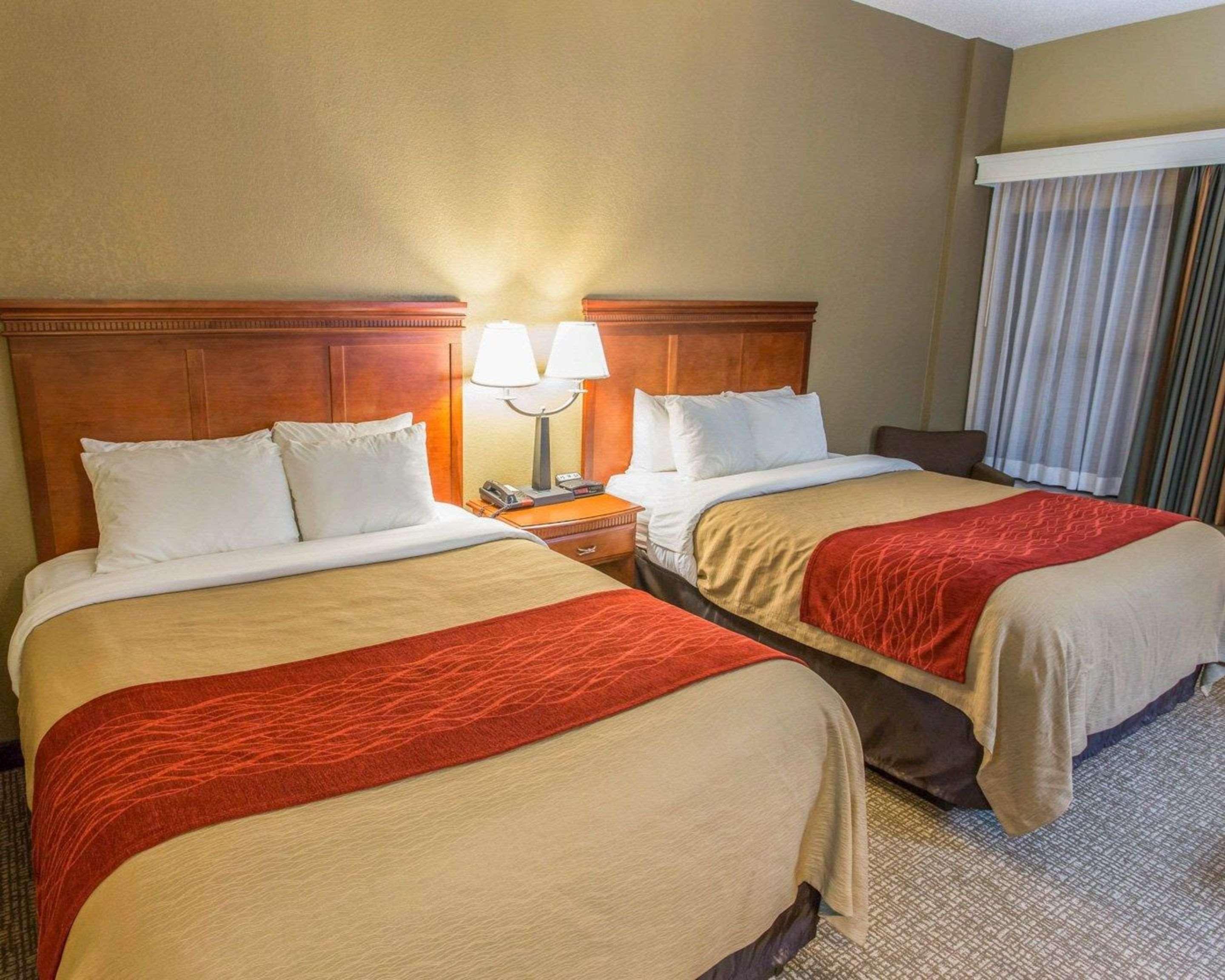 Comfort Inn Opelika - Auburn Buitenkant foto